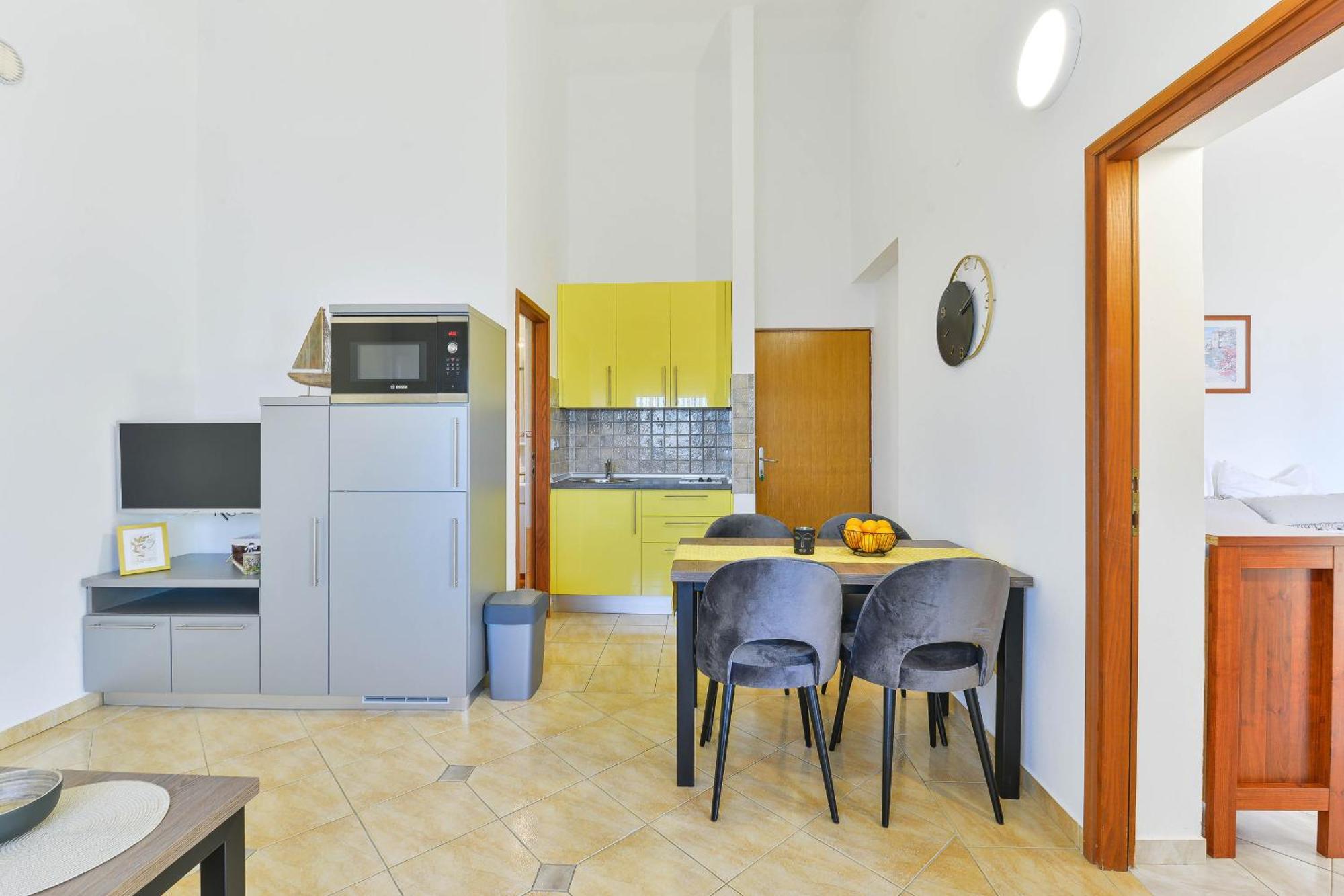 Apartment House Inga Vir Exterior foto